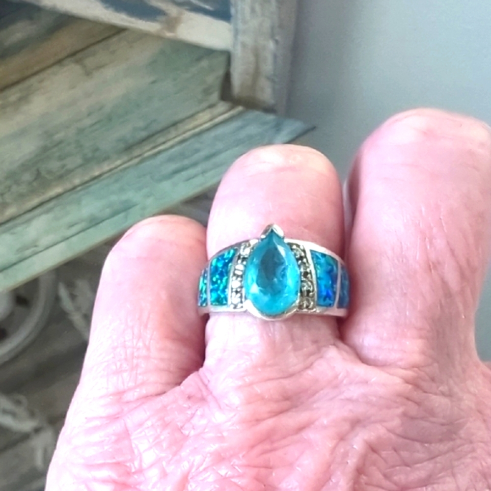 🦋Vintage Sterling Silver Pear-Cut Blue Topaz & Opal inlay - Picture 6 of 7